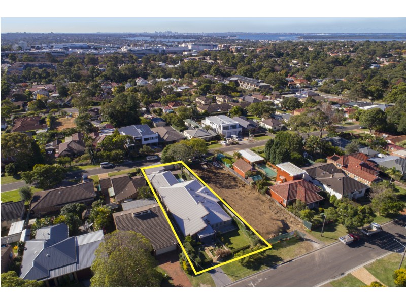 17 Raglan Road, Miranda NSW 2228