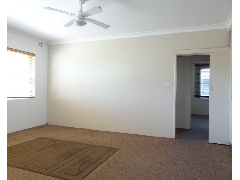 2/26A Chuter Avenue, Ramsgate NSW 2217