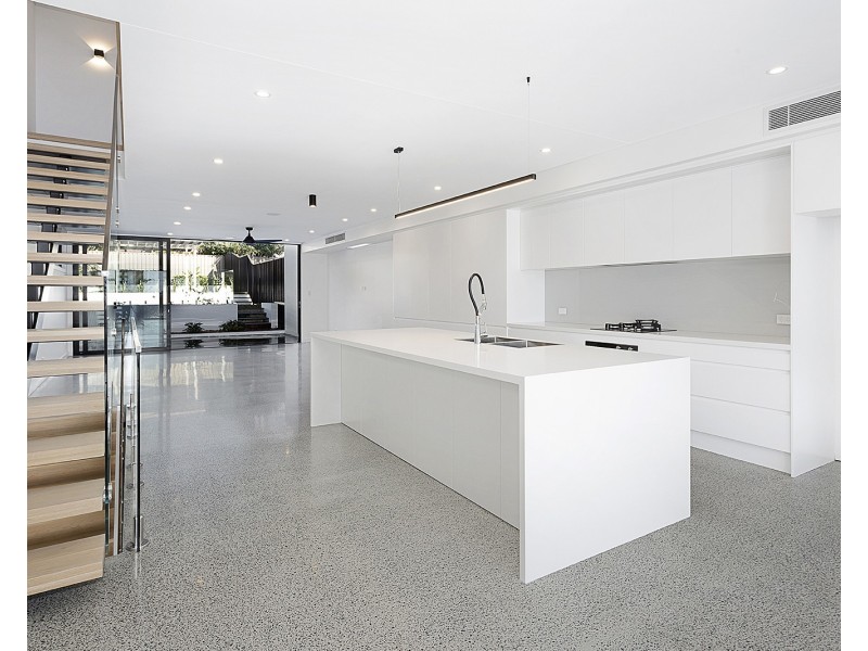 4a Fairs Ave, Woolooware NSW 2230