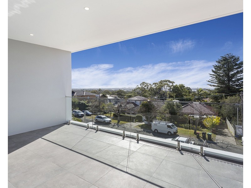 4a Fairs Ave, Woolooware NSW 2230