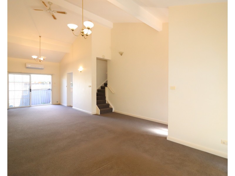 5/41 Gannons Road, Caringbah NSW 2229