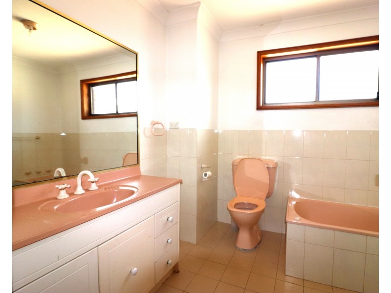 99b Gannons Road, Caringbah NSW 2229