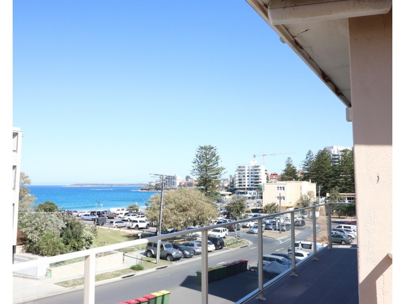 2/77 Mitchell Road, Cronulla NSW 2230