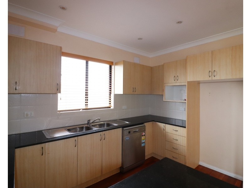 9/11-13 WARATAH STREET, Cronulla NSW 2230