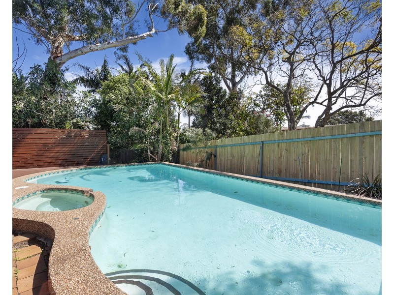 5 Douglas Place, Miranda NSW 2228