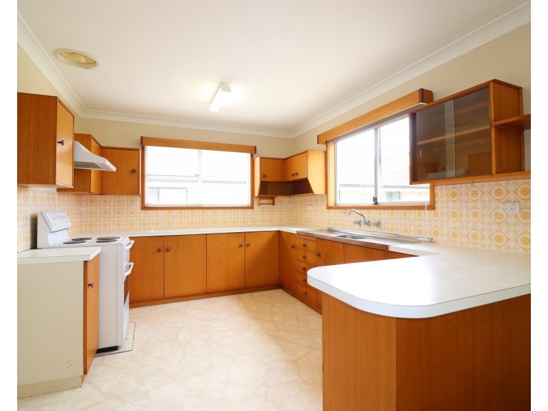 62 Forest Road, Miranda NSW 2228