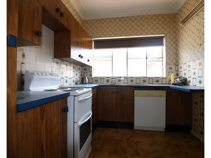 8 Mooki Street, Miranda NSW 2228