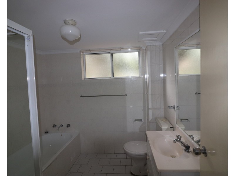 4/60 Glencoe Street, Sutherland NSW 2232