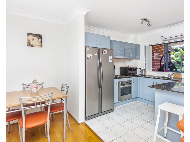 24/12-14 Clubb Cr, Miranda NSW 2228