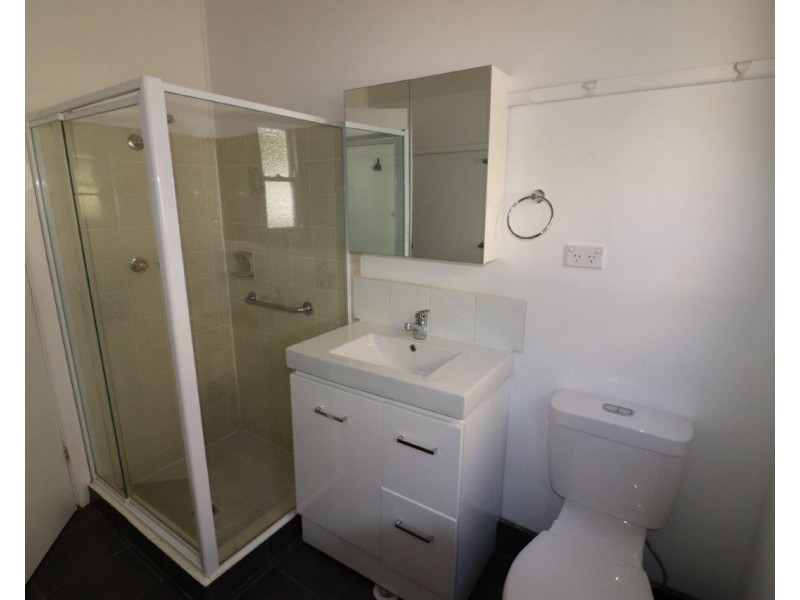 17 Milner Avenue, Kirrawee NSW 2232