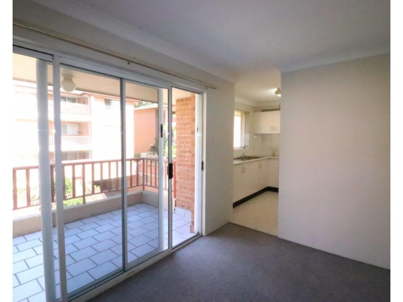 23/58 Glencoe St, Sutherland NSW 2232