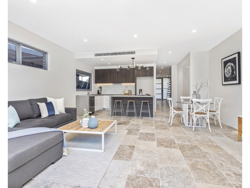 18 Ingara Av, Miranda NSW 2228