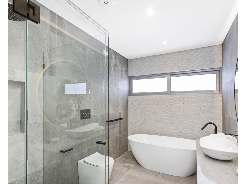 18 Ingara Av, Miranda NSW 2228