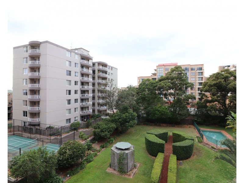 49/2-4 Central Road, Miranda NSW 2228