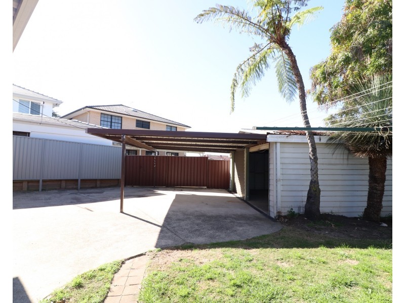 22 Chester St, Sylvania NSW 2224