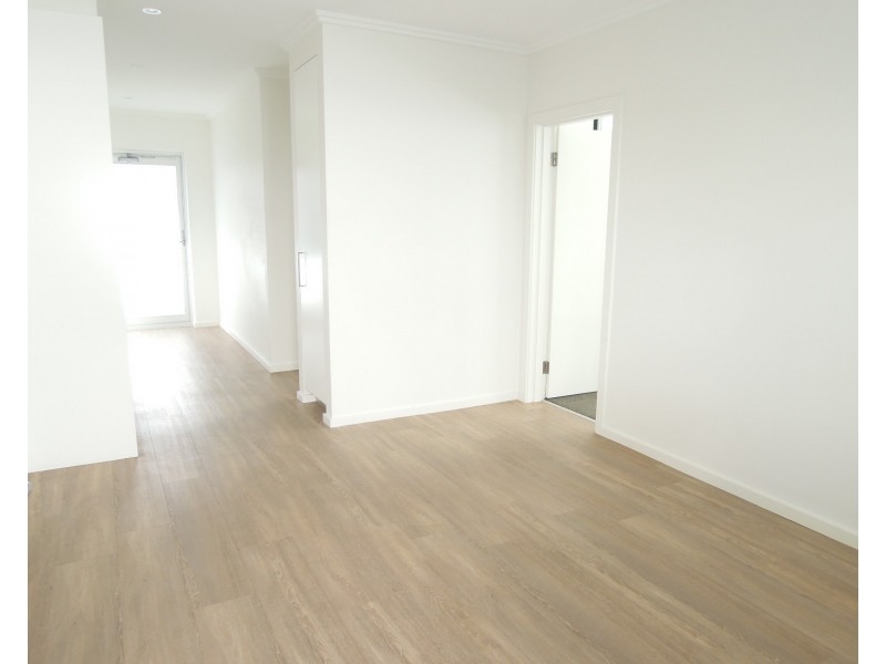 1/8 Tullimbar Road, Cronulla NSW 2230