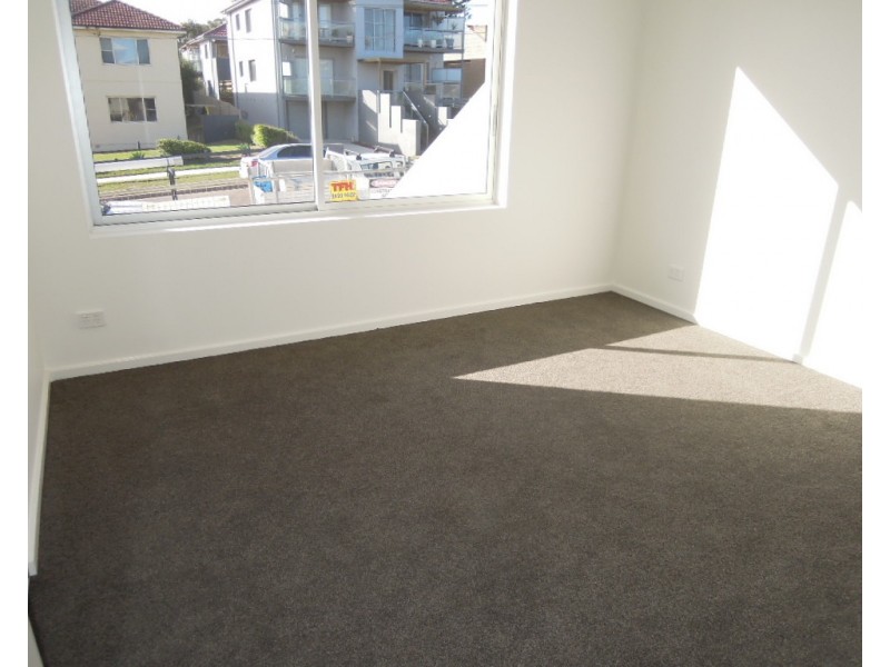 1/8 Tullimbar Road, Cronulla NSW 2230