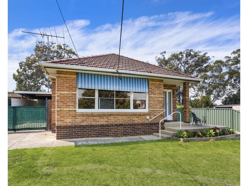 8 Mooki Street, Miranda NSW 2228