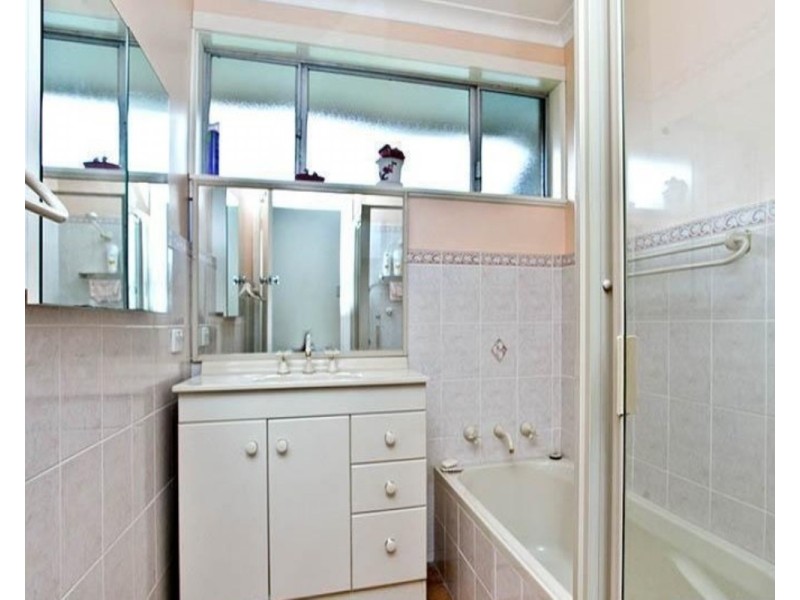 11 Kirkby Place, Miranda NSW 2228