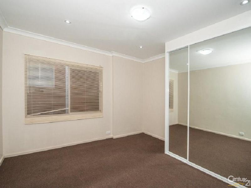 38 Mawson Parade, Chifley NSW 2036