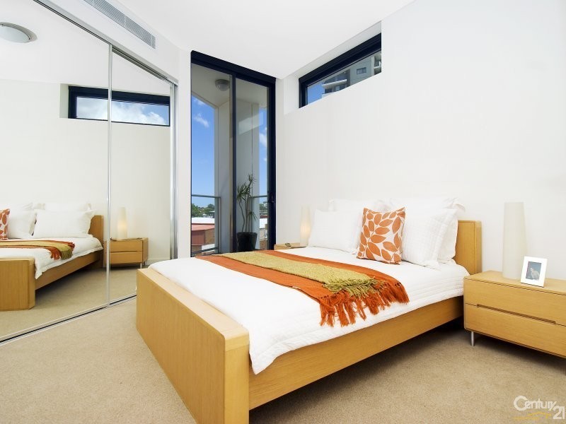 811/10 Brodie Spark Drive, Wolli Creek NSW 2205