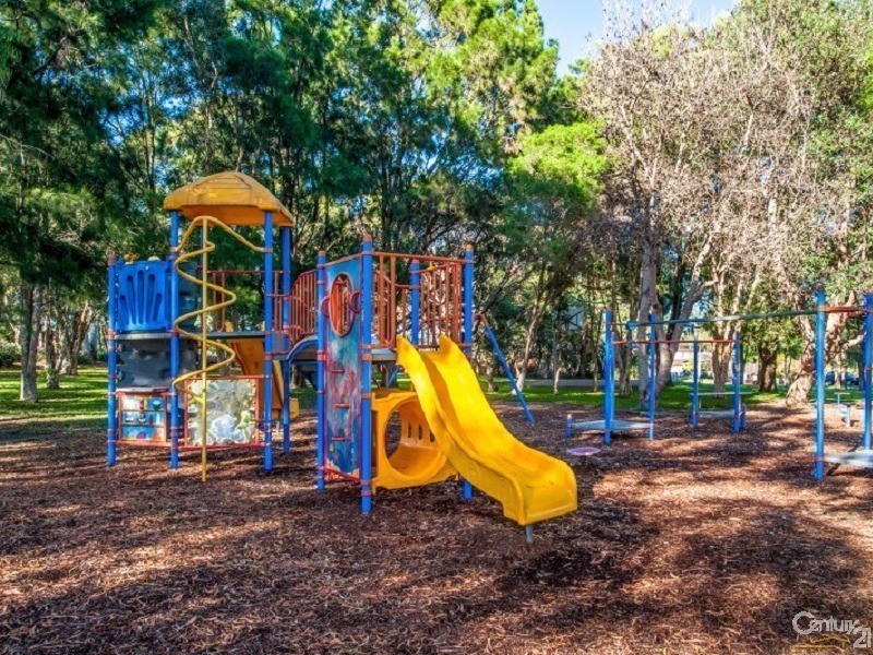 38 Mawson Parade, Chifley NSW 2036