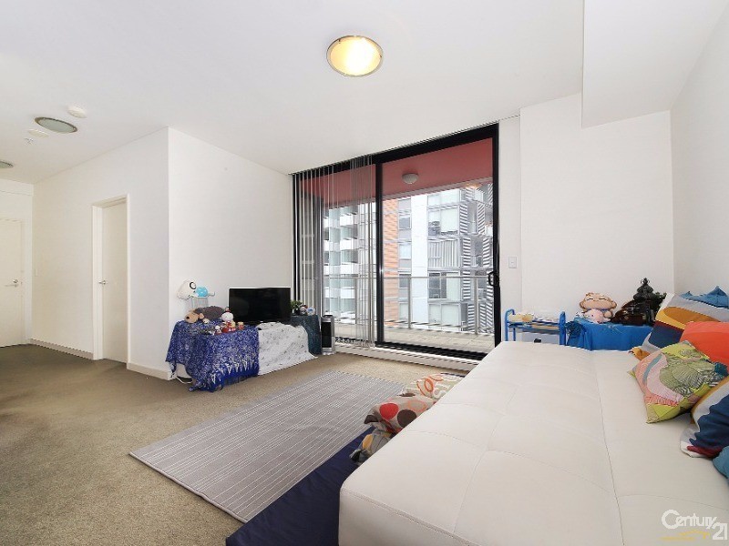 705/8 Brodie Spark Drive, Wolli Creek NSW 2205