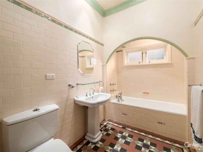 15 Kinsel Grove, Bexley NSW 2207