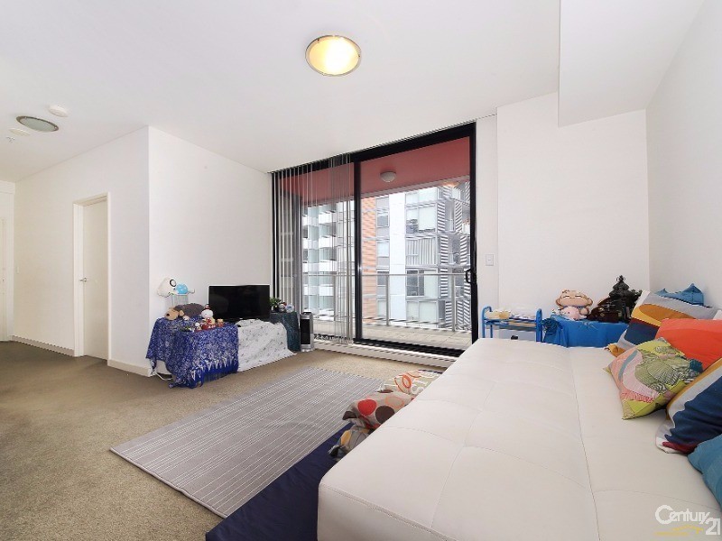 705/8 Brodie Spark Drive, Wolli Creek NSW 2205