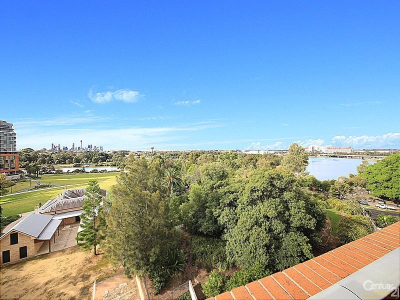 4 Brodie Spark Drive, Wolli Creek NSW 2205