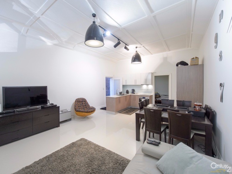 51 Thompson Street, Earlwood NSW 2206