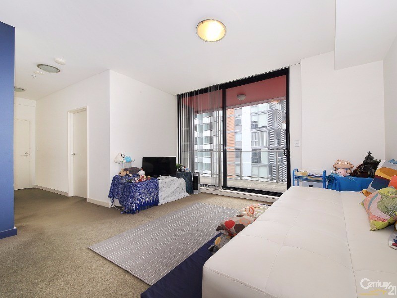 705/8 Brodie Spark Drive, Wolli Creek NSW 2205