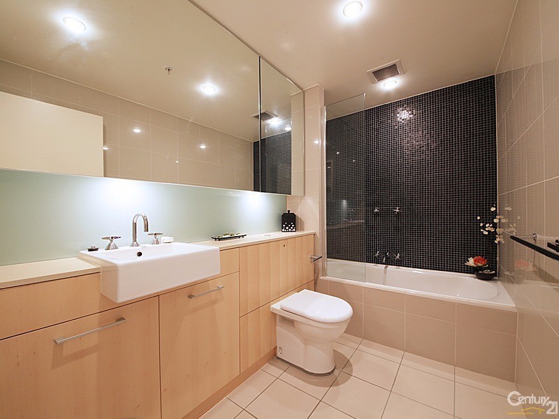 702/8 Brodie Spark Drive, Wolli Creek NSW 2205