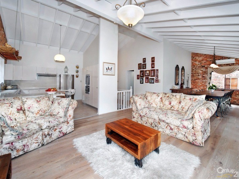 8 Ellesmere Road, Gymea Bay NSW 2227