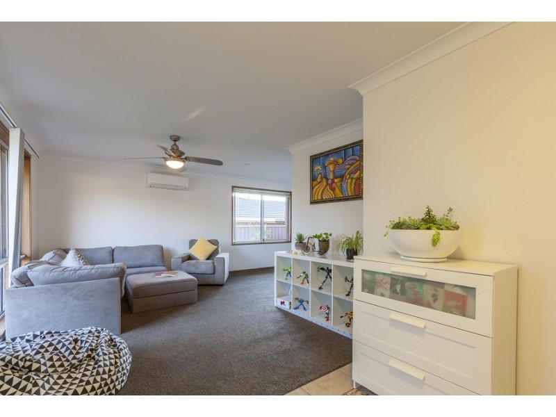 1 Waterworth Drive, Narellan Vale NSW 2567