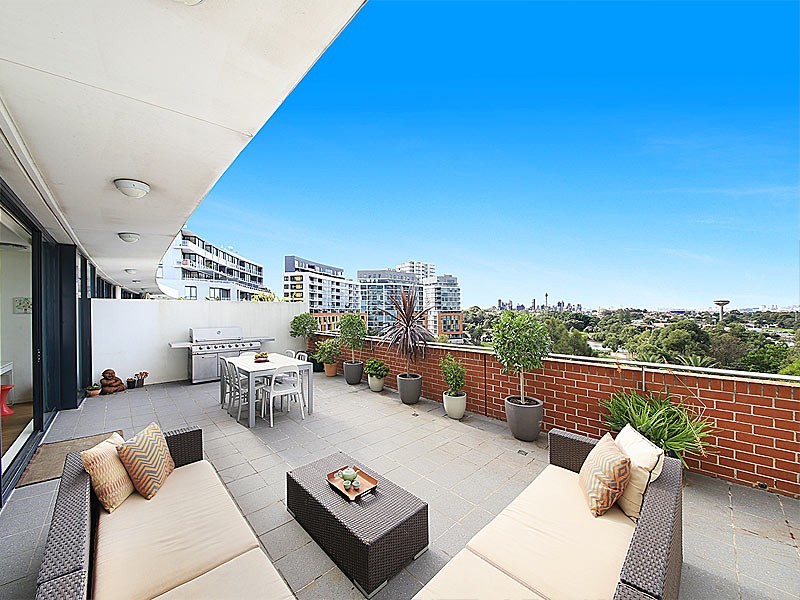 707/6 Brodie Spark Drive, Wolli Creek NSW 2205