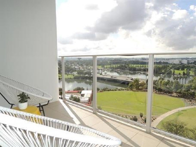 806/12 Brodie Spark Drive, Wolli Creek NSW 2205