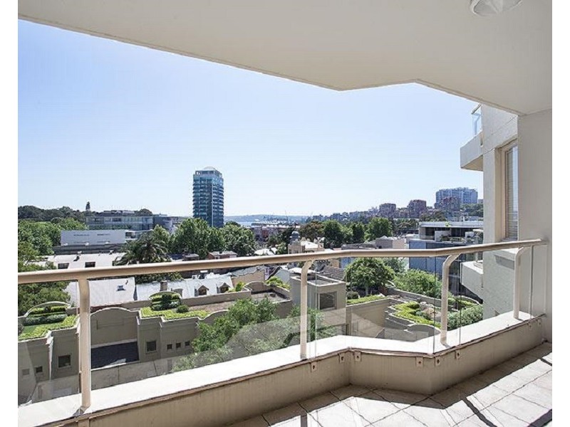 712/63 Crown Street, Woolloomooloo NSW 2011