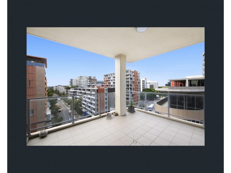 703c/ 8 Bourke Road, Mascot NSW 2020