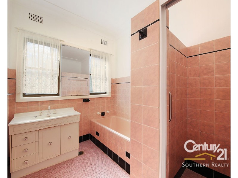 2  Balfour Avenue, Caringbah NSW 2229