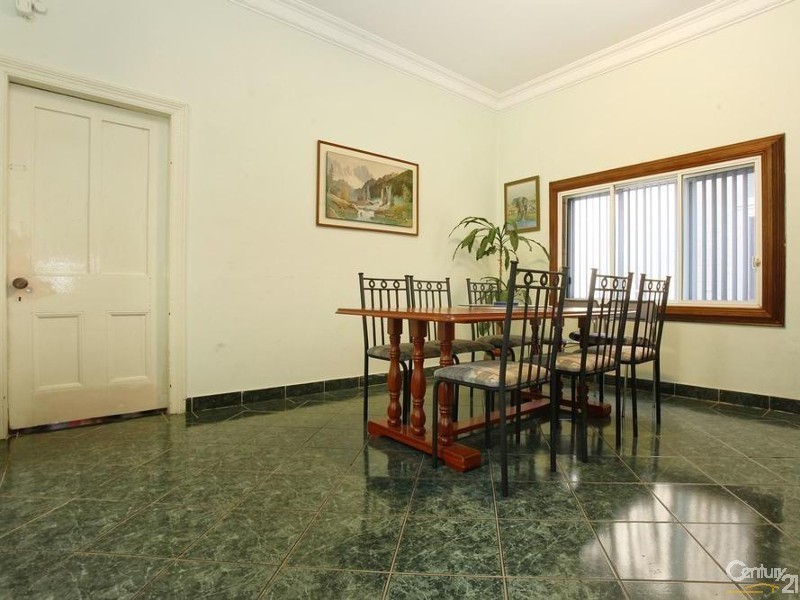 13 Lymerston Street, Tempe NSW 2044