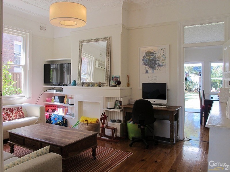 4 Carrington Street, Bexley NSW 2207