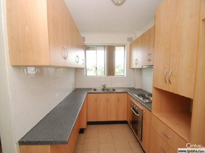 11/20 Drummond Street, Warwick Farm NSW 2170