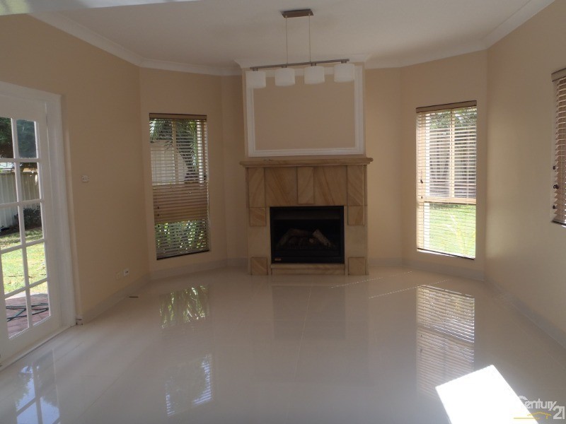 3 Crestview Drive, Glenwood NSW 2768