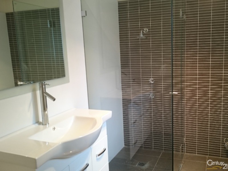 3 Crestview Drive, Glenwood NSW 2768