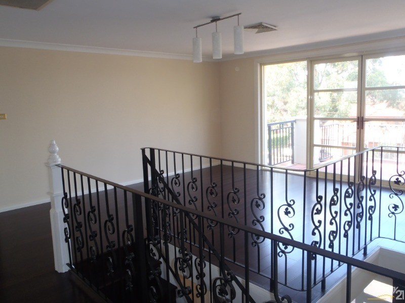 3 Crestview Drive, Glenwood NSW 2768