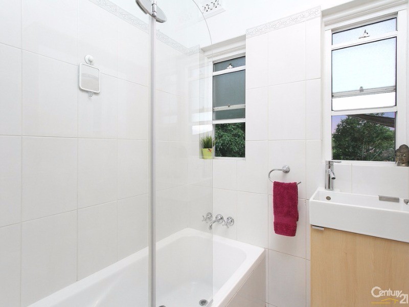 8 Margaret Street, Northmead NSW 2152