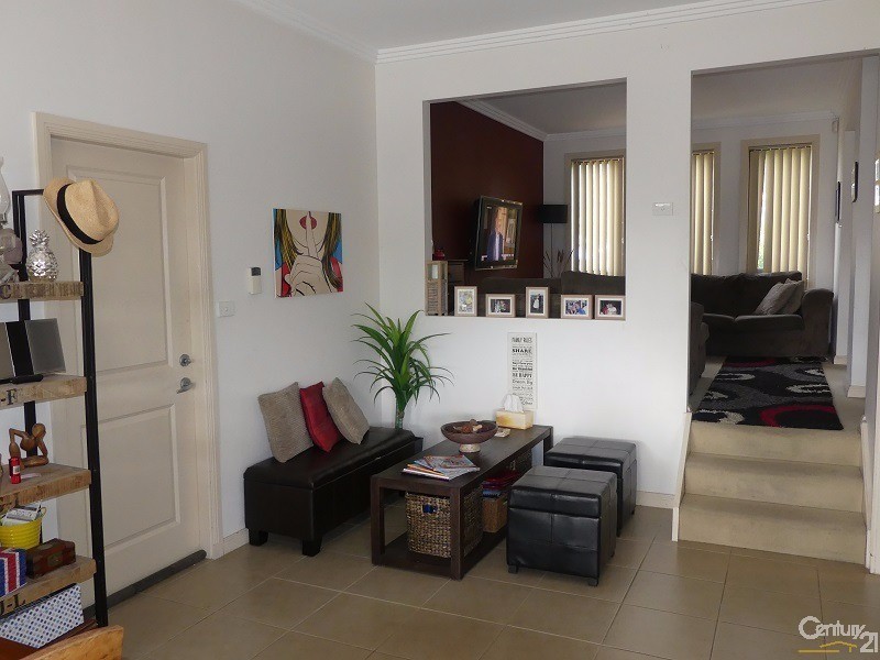 4 Skipton Way, Stanhope Gardens NSW 2768