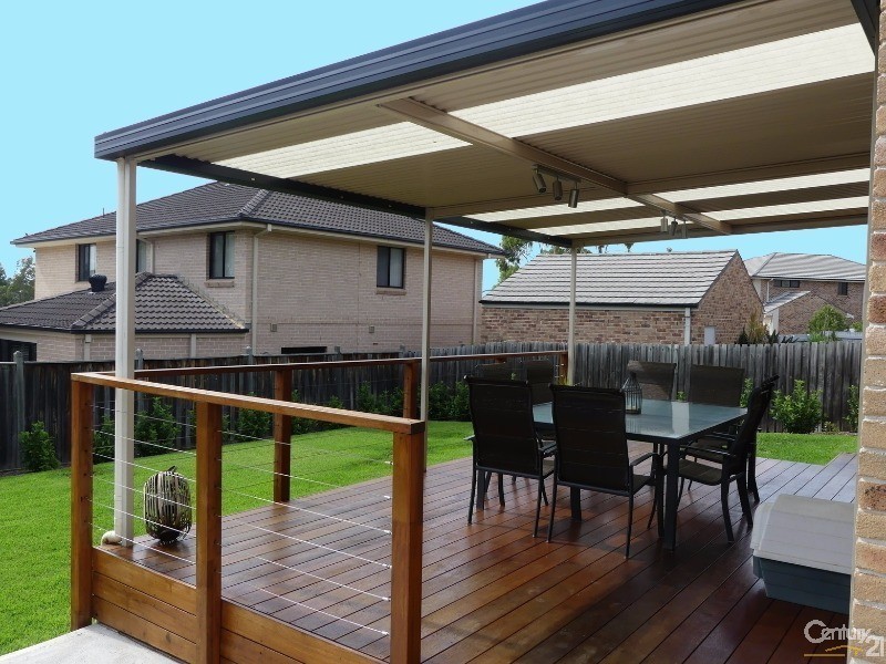 4 Skipton Way, Stanhope Gardens NSW 2768