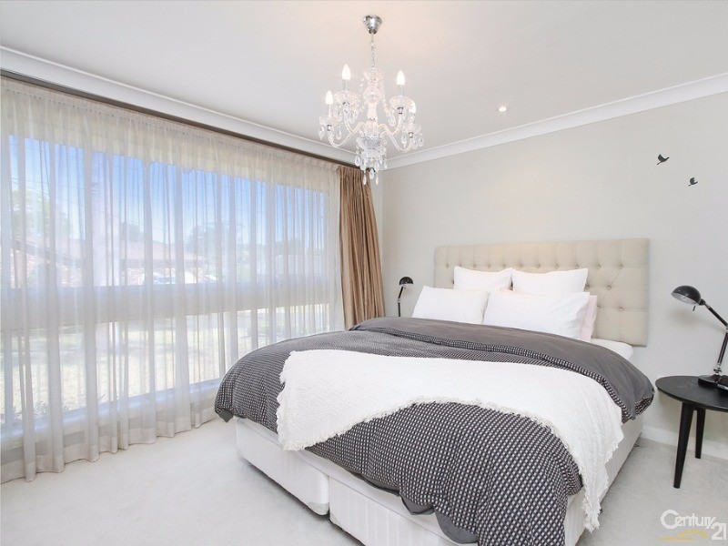 7 Coral Crescent, Kellyville NSW 2155